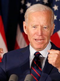 Favorit boje o nominaci Demokratické strany do prezidentských voleb v USA Joe Biden
