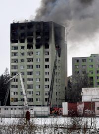 Příčina pátečního výbuchu plynu v panelovém domě ve slovenském Prešově zatím není známá