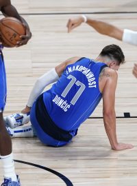 Zraněný basketbalista Dallasu Luka Dončič