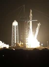 Crew Dragon Endeavour odstartoval těsně před polednem našeho času