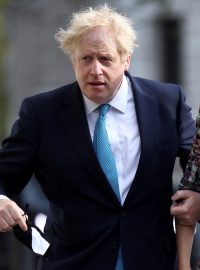 Boris Johnson se svojí novou manželkou Carrie Symondsovou.