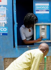 V hlavní městě Nairobi jsou v provozu automaty na vodu