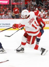 Filip Zadina v zápase proti Maple Leafs