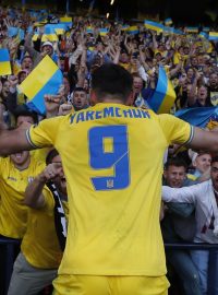 Fotbalisté Ukrajiny zvítězili ve Skotsku a o postup na mistrovstvé světa se utkají s Walesem