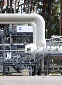 Předávací stanice plynovodního propojení Nord Stream 1 a Baltského moře v průmyslové oblasti v Německu