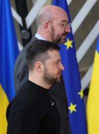 Ukrajinský prezident Volodymyr Zelenskyj a šéf Evropské rady Charles Michel