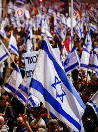 Přes 300 tisíc Izraelců přišlo demonstrovat proti vládě a její soudní reformě