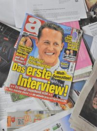 Titulní strana německého magazínu Die Aktuelle lákala na rozhovor s Michaelem Schumacherem