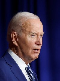 Prezident Biden nařídil pro Havajské ostrovy mobilizovat federální pomoc