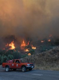 Požár v oblasti Bojótie přibližně 100 kilometrů severně od Atén
