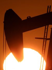 Ropné společnosti budou muset metan odčerpávat, skladovat a omezovat jeho únik do atmosféry (ilustrační foto)