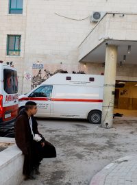 Nemocnice ve městě Džanín, poblíž které zaútočil Izrael
