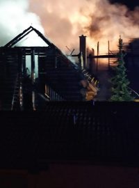V Osvětimanech hořela v noci hospoda Na srubu