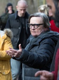 Režisérka Agnieszka Holland během natáčení snímku Hranice