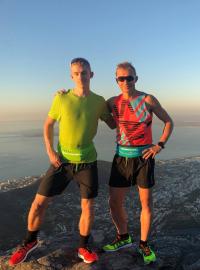Filip a Petr Vabrouškovi v Kapském Městě, kde se uskuteční druhý maraton extrémní výzvy World Marathon Challenge