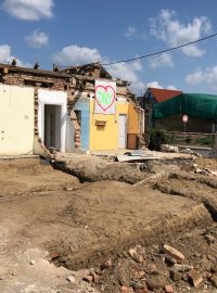 V jihomoravských obcích postižených červnovým tornádem se objevili spekulanti s pozemky