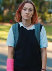 Saoirse Ronan a Beanie Feldstein ve snímku Lady Bird