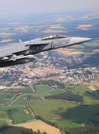 Dva letouny JAS-39 Gripen letectva Armády České republiky