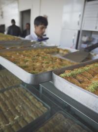 V místní pekárně upečou až 2000 chlebů za den