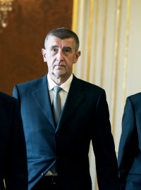 Předseda ANO Andrej Babiš přišel na Pražský hrad složit premiérský slib  přesně po půl roce od svého prvního jmenování předsedou vlády.