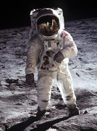 Astronaut Buzz Aldrin na Měsíci (1969)