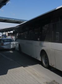 Řidiči autobusu v Olomouci naměřili policisté 3,7 promile alkoholu v dechu