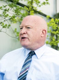 Ethan Gutmann, investigativní novinář. Kniha Jatka:Masové vraždy, odebírání orgánů a čínské řešení problémů s disidenty