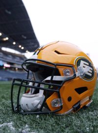 Přilba s logem Edmontonu Eskimos