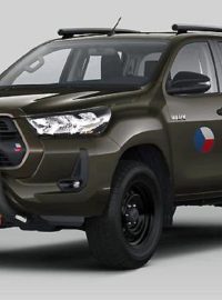 Ministerstvo obrany ve čtvrtek uzavřelo smlouvu s českou firmou Glomex MS na dodávku až 1200 terénních vozidel Toyota Hilux