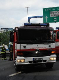 Ve středu odpoledne vyjely dvě jednotky hasičů do Strahovského tunelu k požáru osobního vozidla.