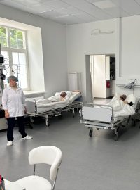 „Dřív pacienti bydleli po deseti, patnácti na jednom pokoji,“ vzpomíná generální ředitel lvovské oblastní léčebny Bohdan Čečotka