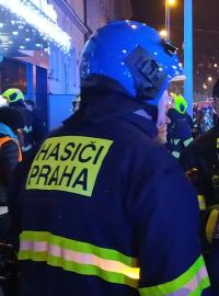 Více než stovka lidí musela být evakuována z hotelu v Praze 5