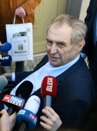 Bývalý prezident ČR Miloš Zeman na otevření jeho nové kanceláře