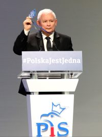 Předseda polské politické strany Právo a spravedlnost Jarosław Kaczyński na kongresu strany v červenci 2017