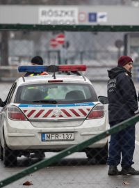 Strážníci na maďarsko-srbské hranici Röszke