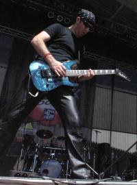 Archivní fotka z festivalu Master of rock z roku 2007.