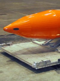 Nejaderná bomba GBU-43