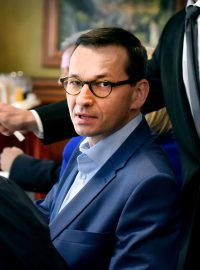 Mateusz Morawiecki při jednání s Andrejem Babišem, Karlovy Vary