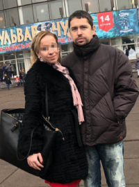 Andrej Babiš mladší se svou přítelkyní.