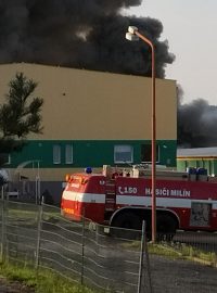 Požár v areálu firmy Ravak