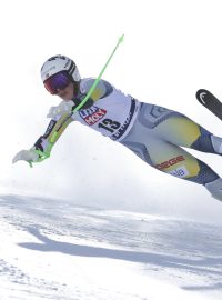 Kajsa Vickhoffová Lieová padá ve Val di Fassa