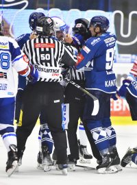 Potyčka v zápase HC Škoda Plzeň - HC Kometa Brno