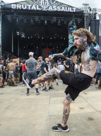 V josefovské pevnosti začal festival metalové hudby Brutal Assault