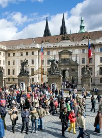 Pražský hrad ročně navštíví přes dva miliony turistů