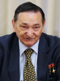 Valerij Bykovskij, jeden z prvních sovětských kosmonautů v roce 2013