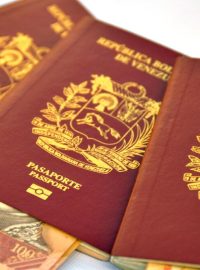Venezuelské pasy, o které už někteří krajané nestojí