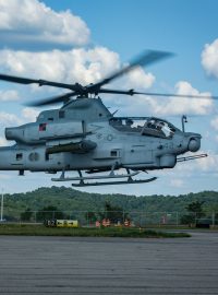 Bojový vrtulník AH-1Z Viper