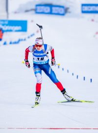 Tereza Voborníková dojíždí do cíle sprintu v Oberhofu