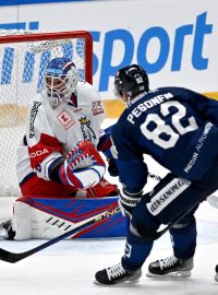 Finský útočník Harri Pesonen překonal v zápase Českých hokejových her brankáře Vejmelku dvakrát