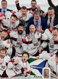 Lotyšsko slaví historicky první medaili ze světového šampionátu v hokeji